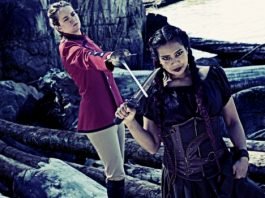 Jackie Hanlin and Nathania Bernabe portray real-life pirates, Anne Bonny and Mary Read, in Karen Basset's Heroine.