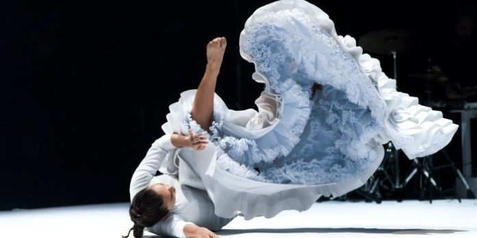 Compañía Rocío Molina presents Fallen from Heaven (Caída del Cielo) as part of DanceHouse's 2023-2024 season. Photo by Simone Fratini.
